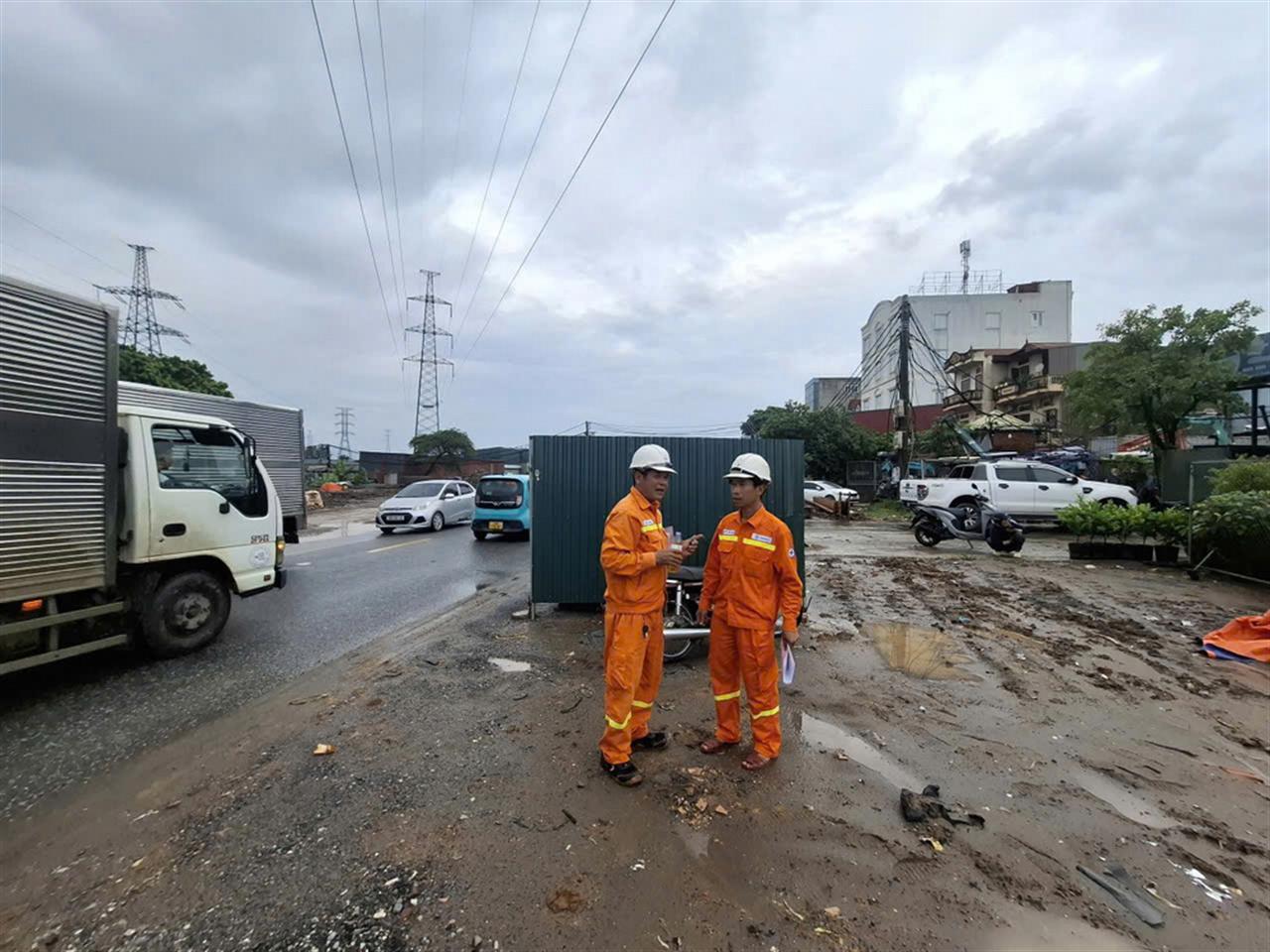 Truyền tải điện Hà Nội chủ động bảo đảm vận hành an toàn lưới điện dịp Quốc khánh 2/9