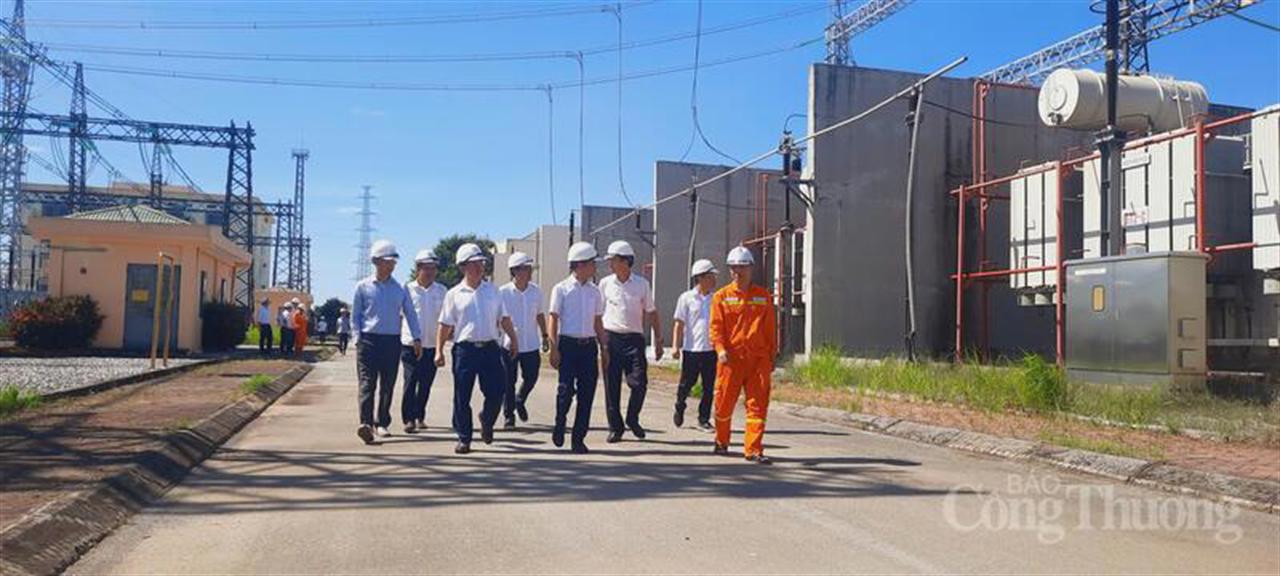 Giữ dòng điện thông suốt giữa áp lực phụ tải tăng cao do nắng nóng